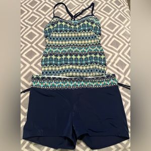 South Point 2 Piece Tankini with Shorts Sz 18